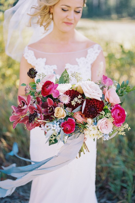 Colorful Colorado Wedding with Stunning Mountain Views – Callie Hobbs – Banks and Leaf 12