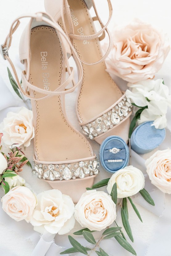 Draped Elegance – Luxurious Indoor Wedding Inspiratoin – Danielle Harris Photography 15