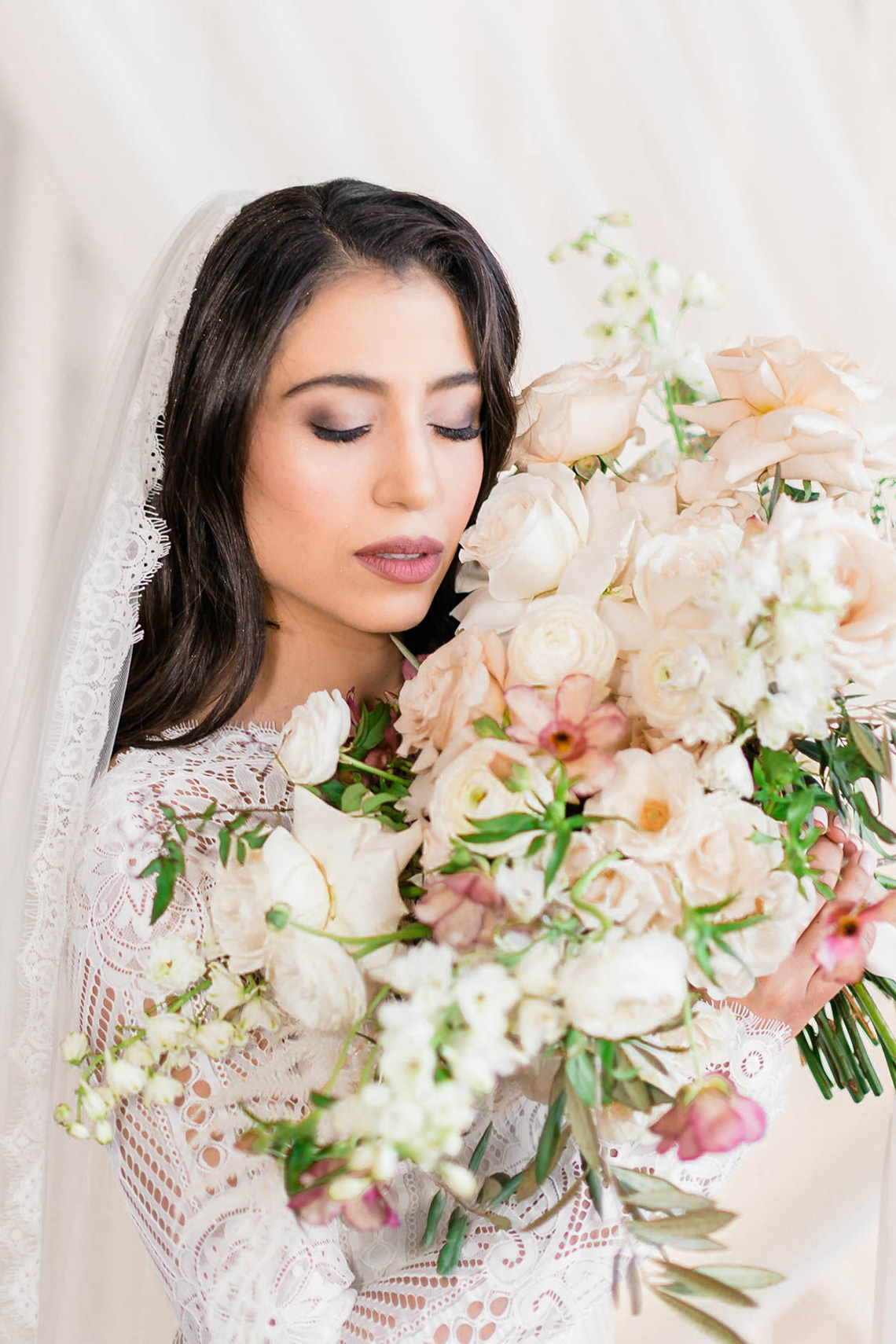 Draped Elegance – Luxurious Indoor Wedding Inspiratoin – Danielle Harris Photography 39