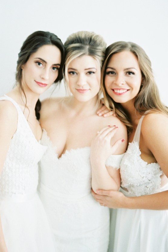 Monica Phoebe and Rachel Friends Bridal Inspiration – Lora Grady Photography 36