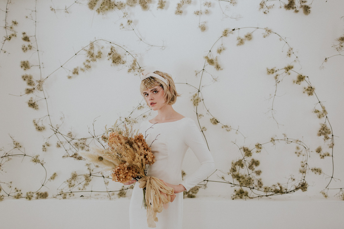 Dried Florals and Modern Minimalistic Wedding Inspiration – Maja Tsolo Photography 3