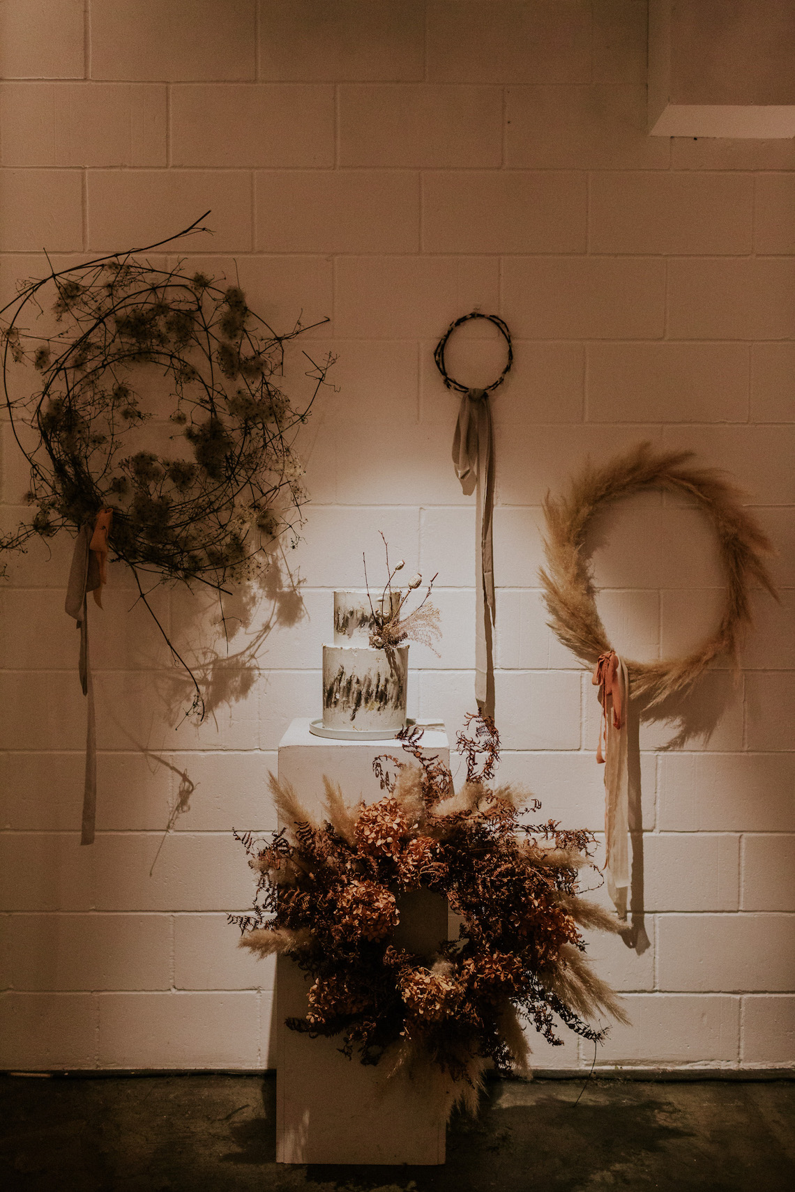 Dried Florals and Modern Minimalistic Wedding Inspiration – Maja Tsolo Photography 54