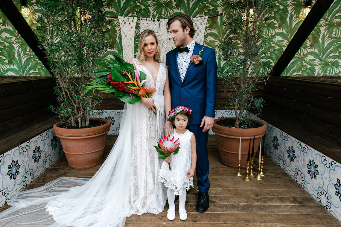 Bold Tropical Wedding Inspiration – Katerina Antos-Lewis Photography 12