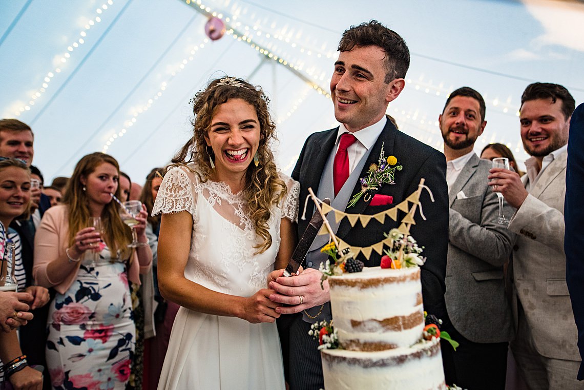 Charming English Wildflower Wedding At The Family Farm – Jonny Barratt Wedding Photography 15