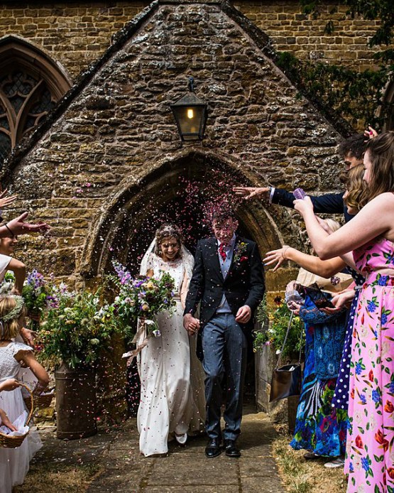 Charming English Wildflower Wedding At The Family Farm – Jonny Barratt Wedding Photography 47