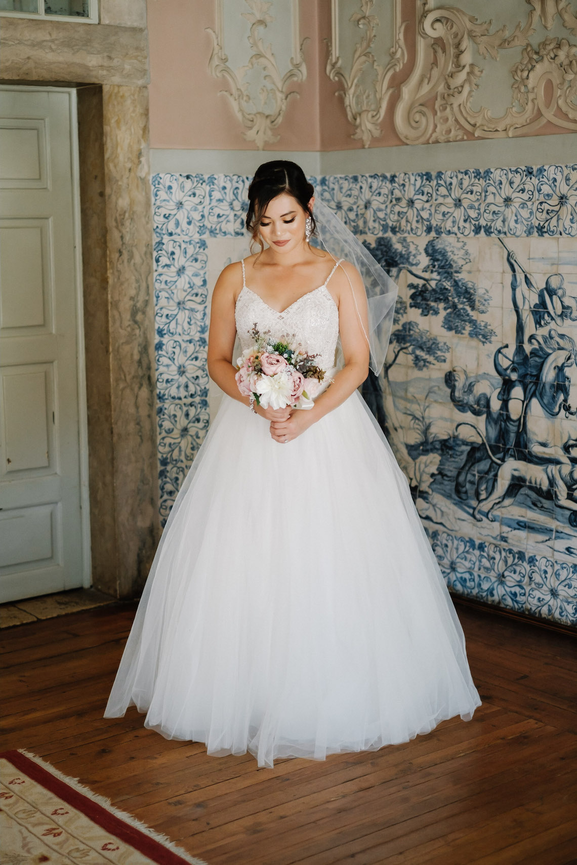 Historical Blue-tiled Palace Destination Wedding in Portugal – Jesus Caballero Photography 8