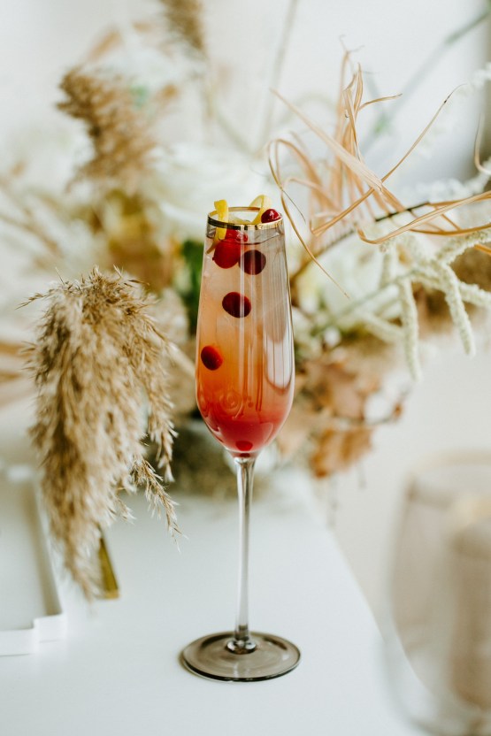 Chic Fall Loft Wedding Inspiration from Toronto – Shannon Robbins Photography – June Bloom Events 15