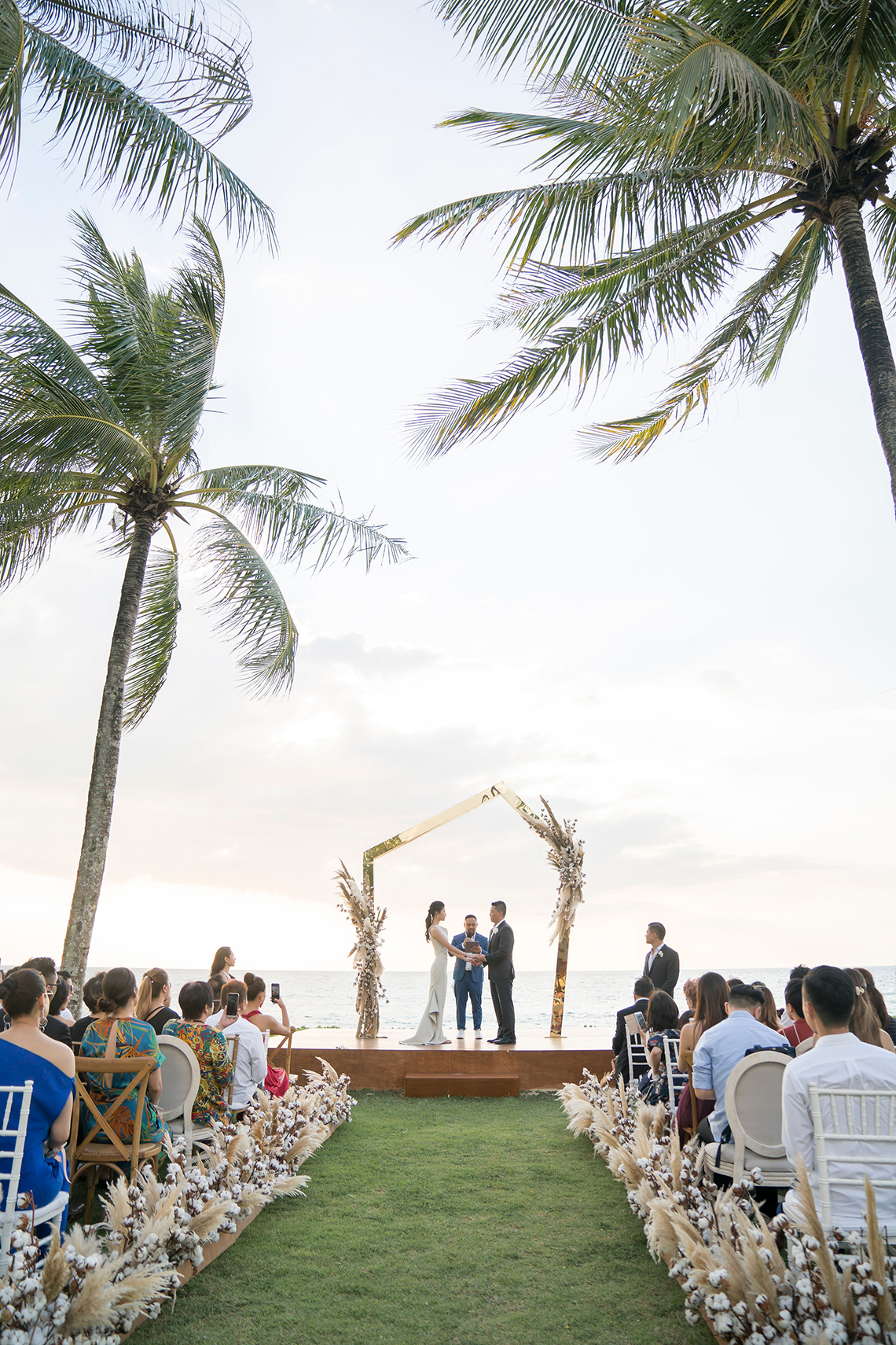 Elegant Architectural Thailand Beach Wedding – The Wedding Bliss – darinimages 31