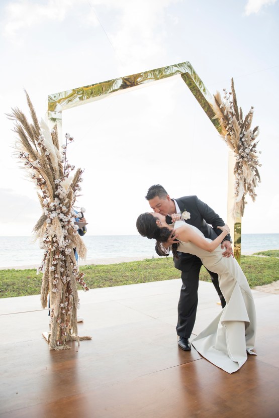 Elegant Architectural Thailand Beach Wedding – The Wedding Bliss – darinimages 33