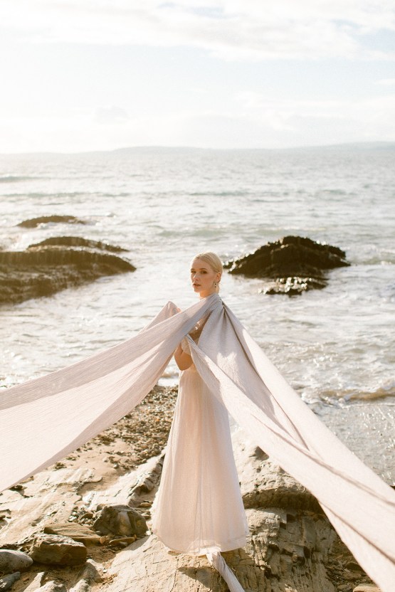 Gorgeous Coastal Ireland Wedding Inspiration – White Cat Studio – Petal and Twine 16