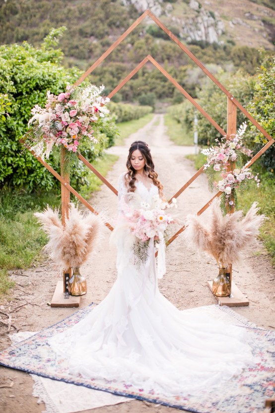 Pink Boho Farm Wedding Inspiration filled with Pretty Details – Carrie McCluskey Photo 3