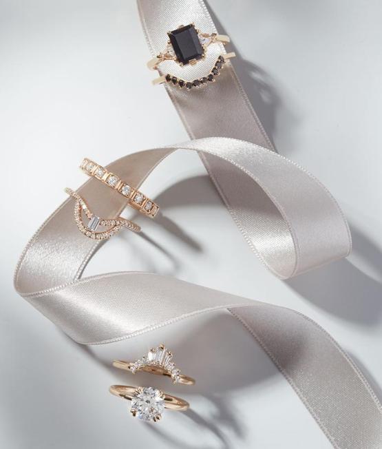 Anna Sheffield: los mejores sitios para comprar anillos de compromiso y de boda en línea 4