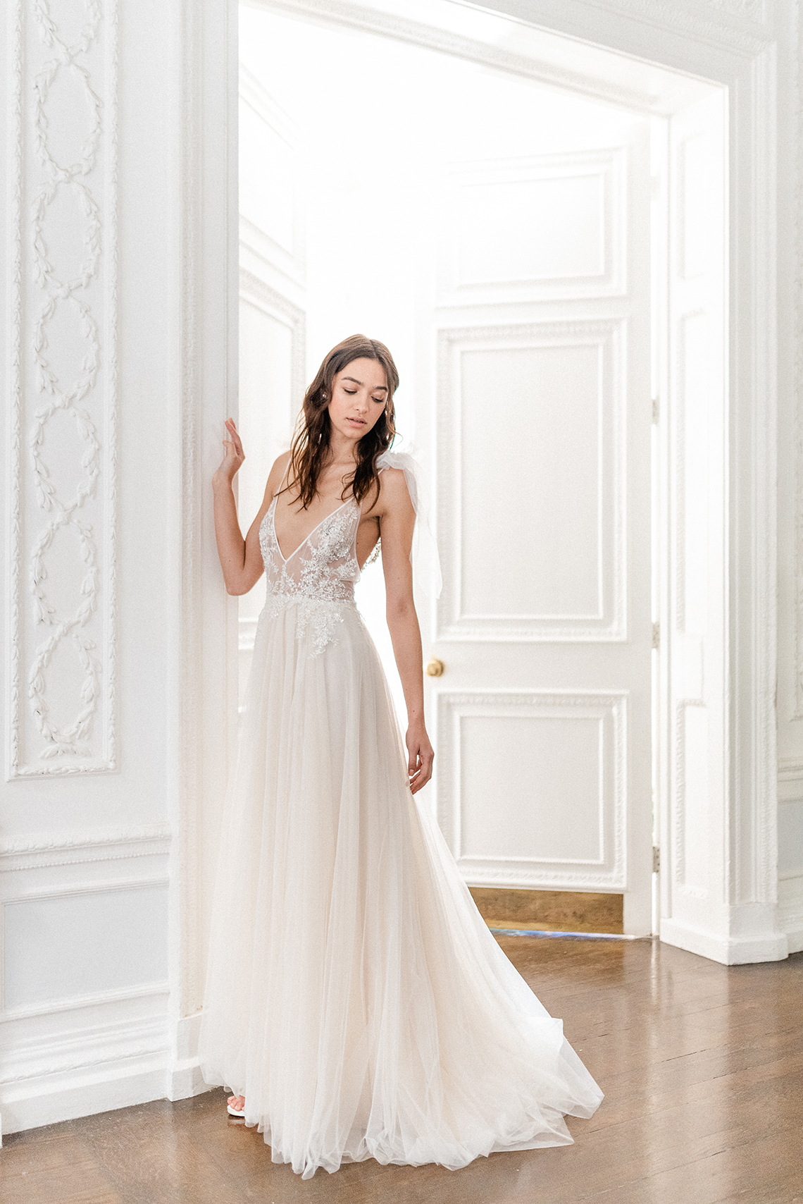 Luxurious and Opulent Wedding Inspiration Featuring Six Stunning Dresses – Gianluca and Mary Adovasio – Tigerlily Weddings 41