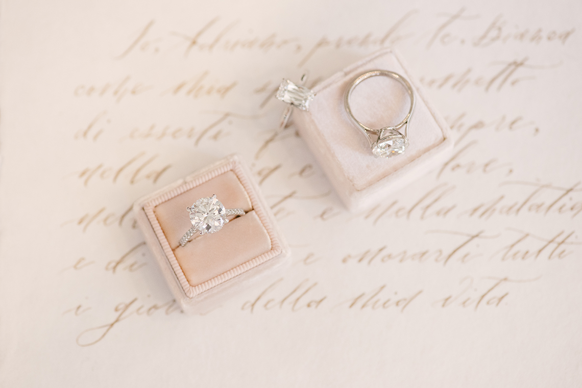 Platinum Guild International – 7 Gorgeous Places To Propose – Engagement Rings – Williamsburg Photo Studios 3