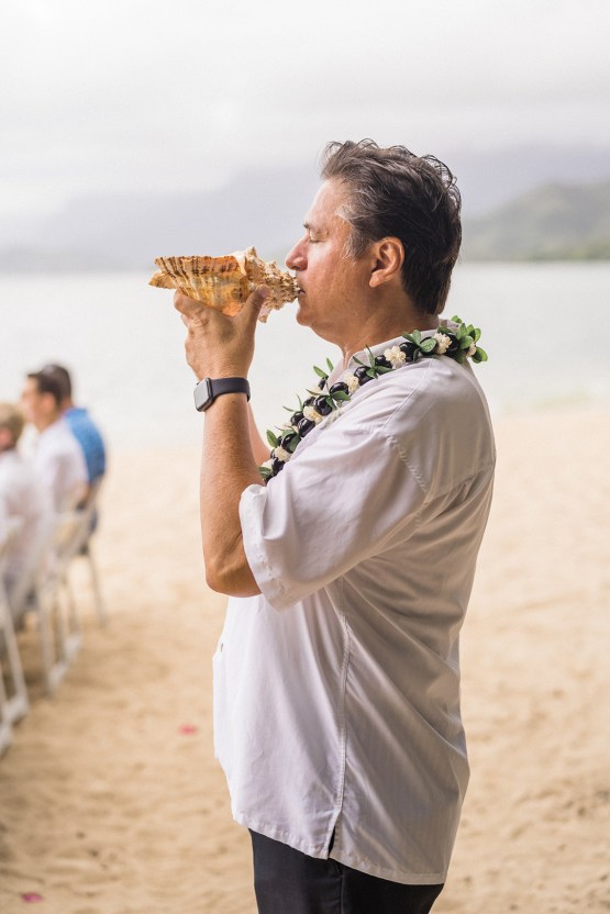 Breathtaking Cultural Polynesian Wedding on the Beaches of Hawaii – Joseph Esser 36
