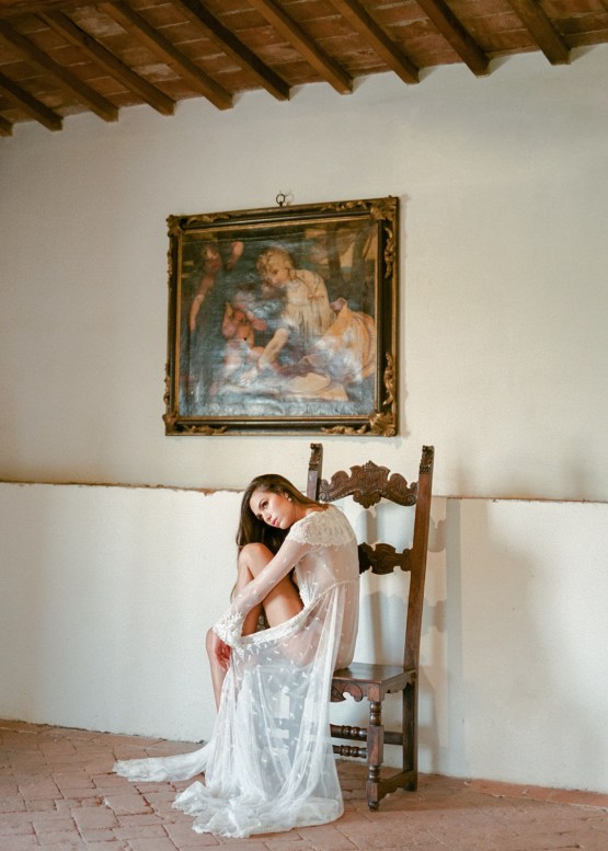 Breathtaking Tuscan Fine Art Wedding Inspiration – Olga Makarova 27