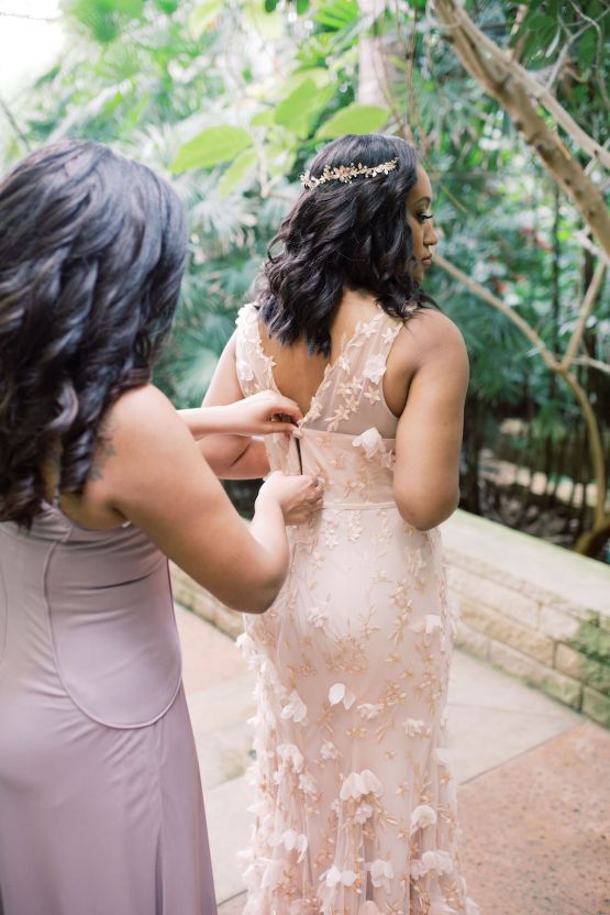 Pretty Texas Garden Wedding With A Blush Pink Wedding Dress – Deven Ashley 15