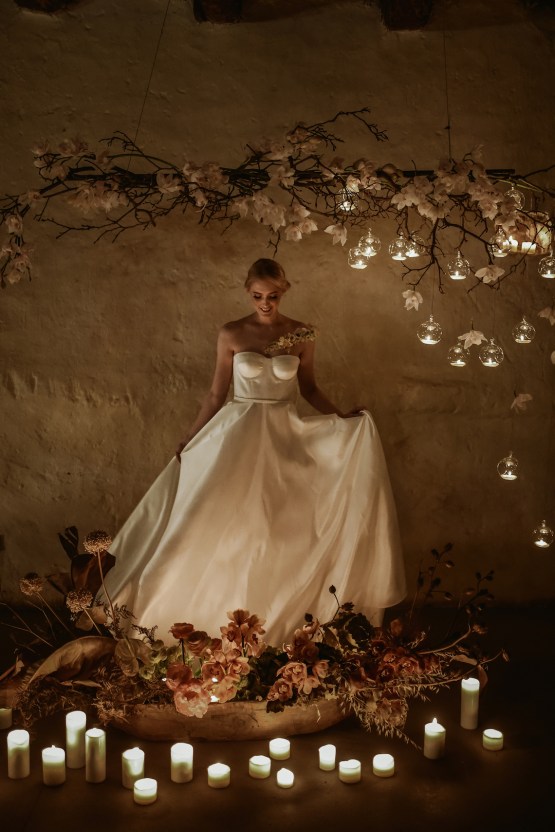 Candlelit Wedding Inspiration With Pretty Fairy Lights – Lauren Pretorius Photography 28