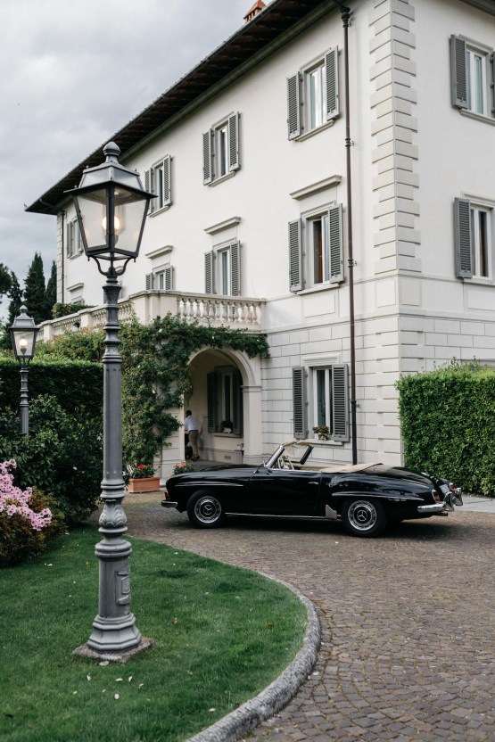 Classic Florence Italy Destination Wedding – Villa La Vedetta – Photo Santucci 15