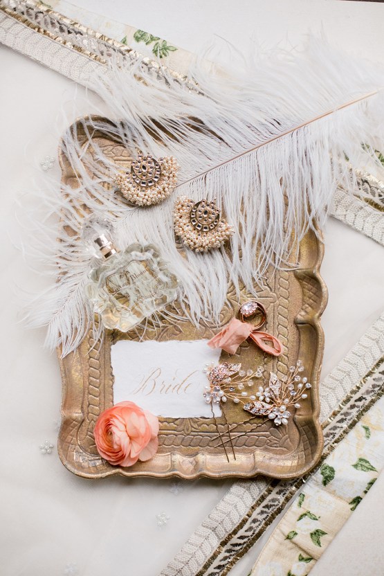 Gorgeous Gold South Asian Wedding Inspiration with a Crescent Moon Altar – Hope Helmuth Photography 3