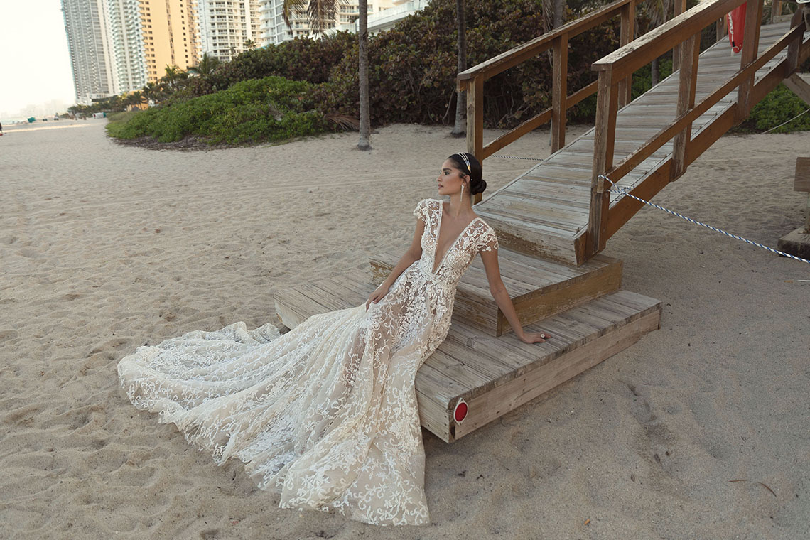 Showstopping Dazzling WONA Bridal Wedding Dresses – Miami – Serena 1