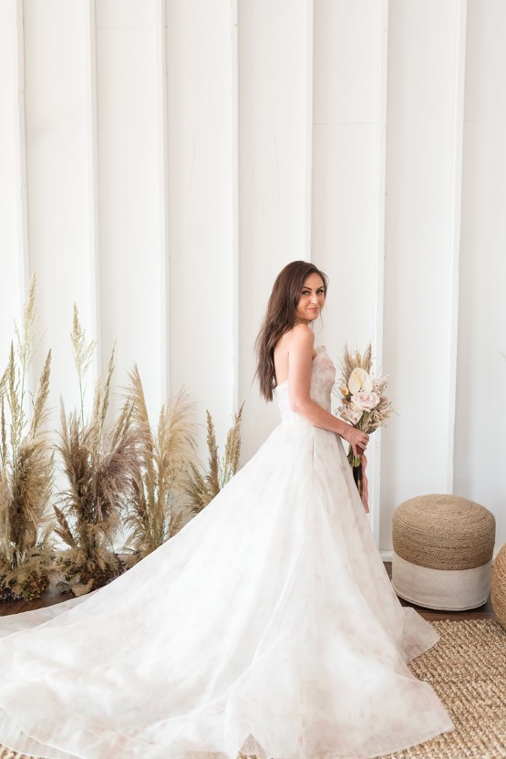 Pretty Pink Sustainable Wedding Inspiration – Mandy Liz Photography 18