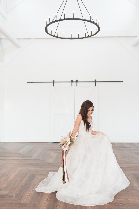 Pretty Pink Sustainable Wedding Inspiration – Mandy Liz Photography 22