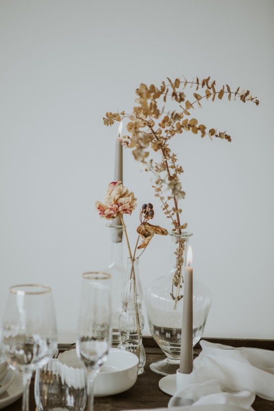 White and Taupe Minimalistic Wedding Inspiration – Vanessa Illi 22