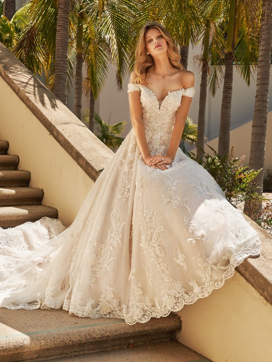 10 Gorgeous Ball Gown Wedding Dresses – Val Stefani – D8230_C