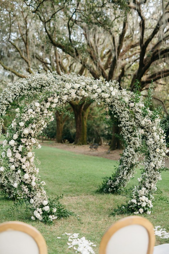Southern Wedding Intimate Magic Under Oaks - Bride Pure Luxe - Fotografía de Lydia Ruth 31