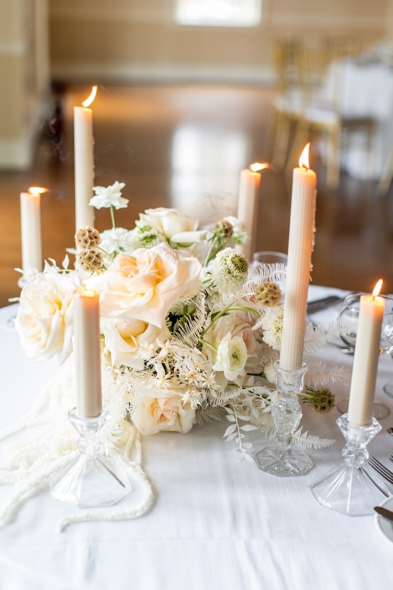 Modern and White Wedding Inspiration – Mandy Forlenza Sticos – Siobhan Stanton Photography – Amsale 18
