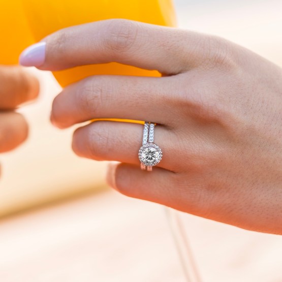 Reasons to spend less on your engagement ring – Modern Gents Trading Co – Bridal Musings 6