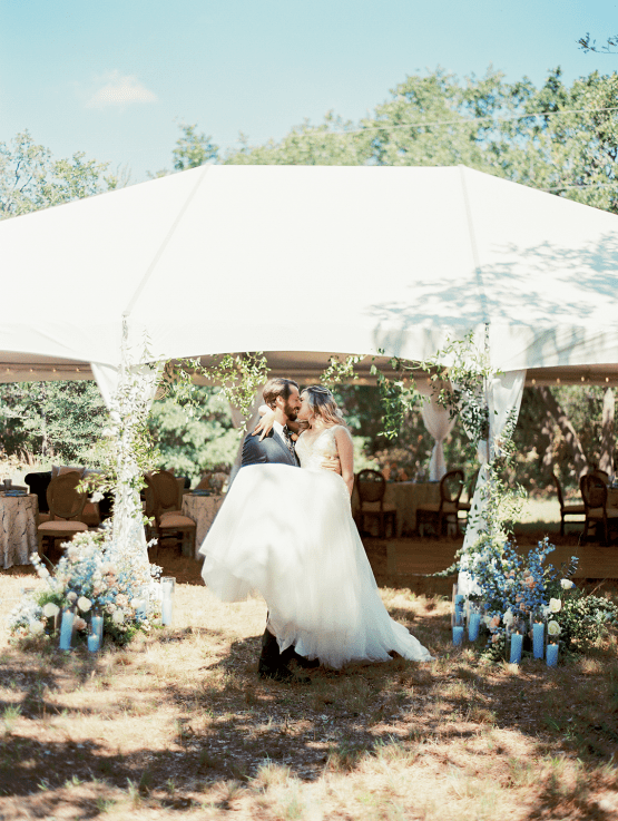 Zesty Citrus Wedding Ideas – The Grand Lady – Texas Wedding – Kristin La Voie Photography 40