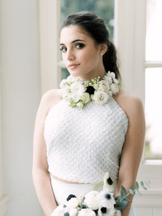 Upscale English Wedding Inspiration at Pylewell Park – Julie Michaelsen Photography 33