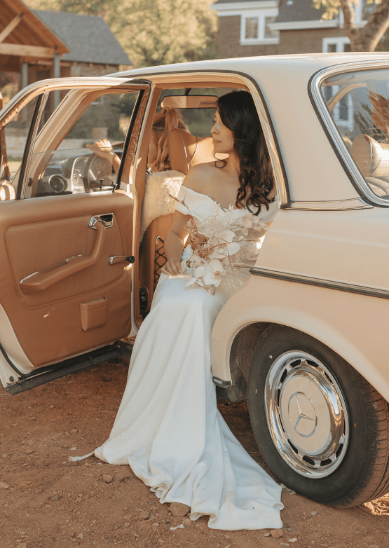 Autumn Neutral-toned Wedding Inspiration – Carly Peterson Creative 31