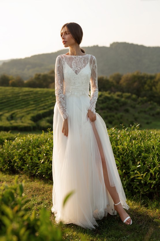 Feminine Simple Minimalistic Wedding Dresses by Mila Bridal 2020 2021 – Bridal Musings 21