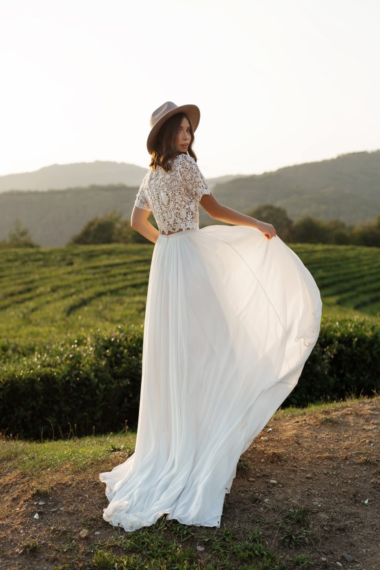 Feminine Simple Minimalistic Wedding Dresses by Mila Bridal 2020 2021 – Bridal Musings 25