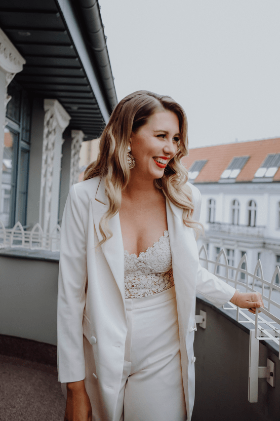 Stylish Berlin Elopement Inspiration – Anastasia Conze Weddings and Events – Adela Dupetit von O Dear 11