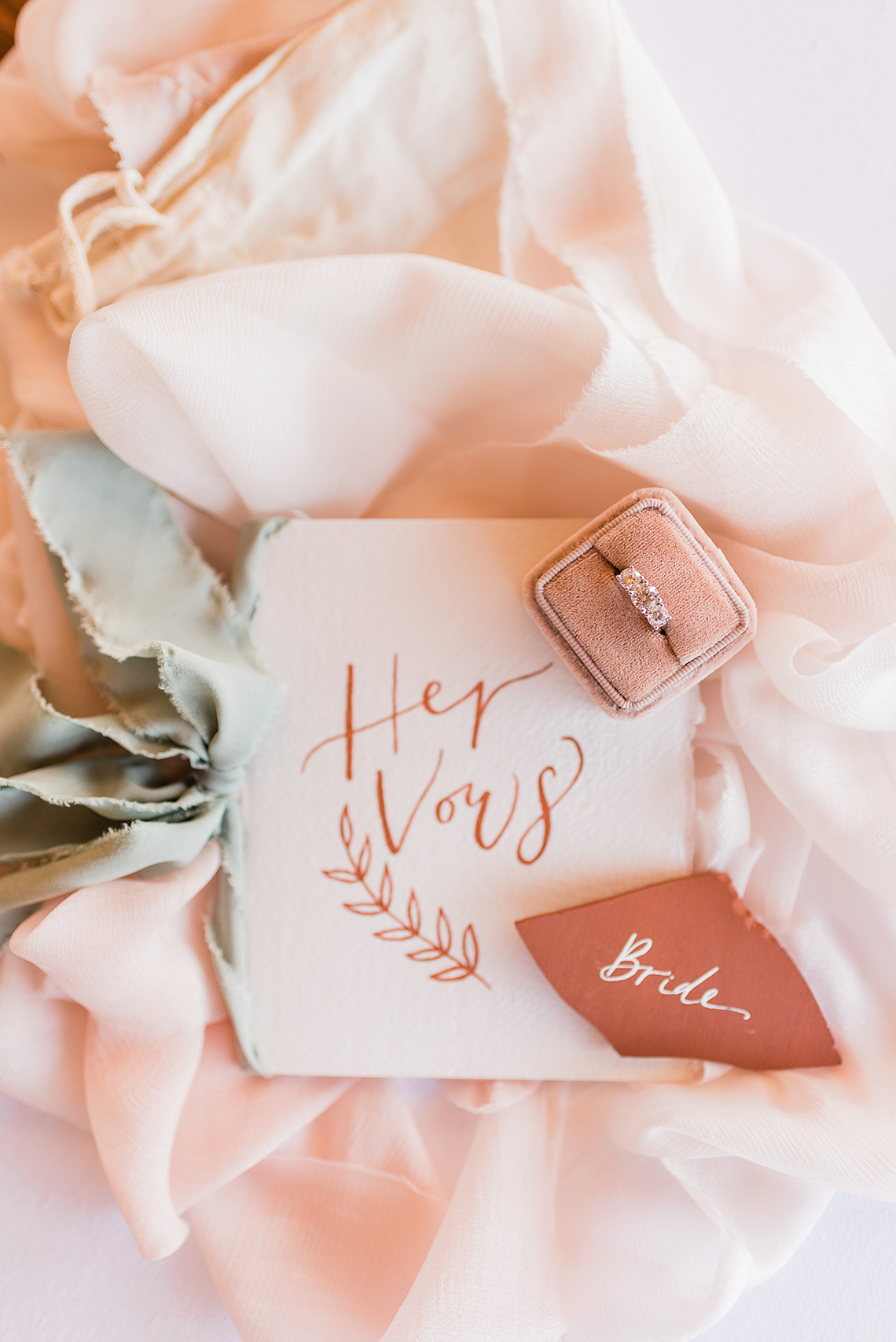 Pink Boho LGBTQ Winery Wedding Inspiration – Sierra Rose Photography 6