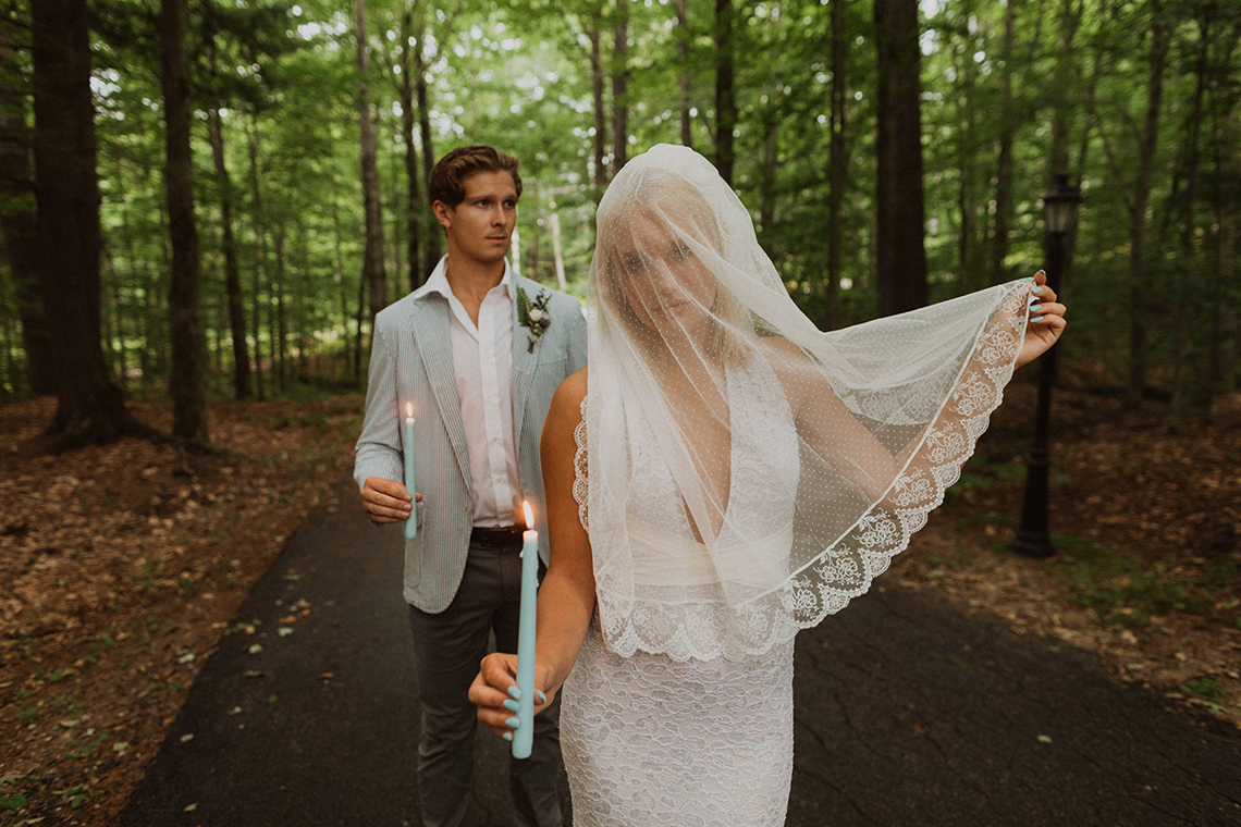 Wild and Wed New Hampshire Vintage Inspired Elopement – Bridal Musings 12