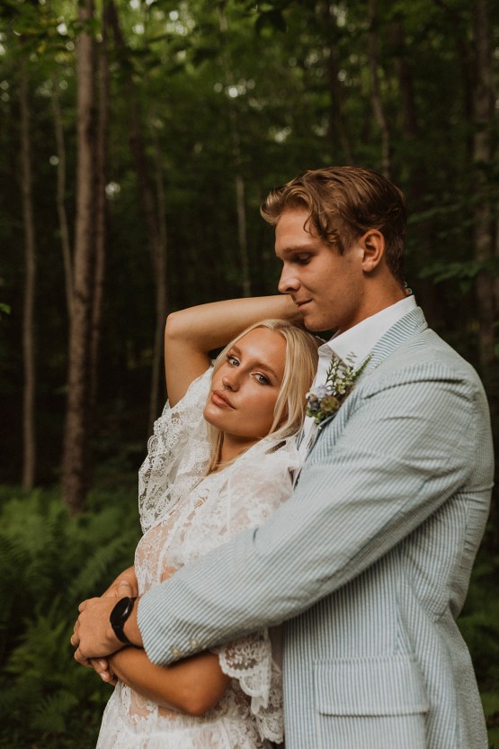 Wild and Wed New Hampshire Vintage Inspired Elopement – Bridal Musings 4