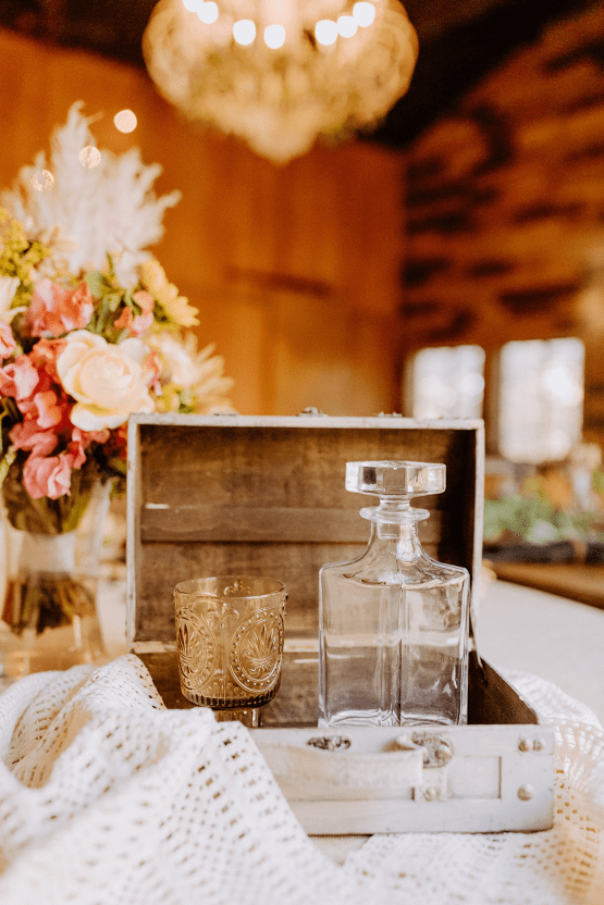 Bohemian and Rustic Wedding Inspiration with Pampas Grass – Parallel33 Photography – Esoteric Bride 18