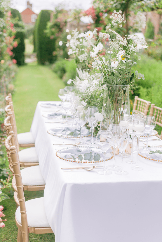 Elegant British Garden Inspired Wedding Ideas at Newburgh Priory – Felisiti Greis – Elsie Love Photography 61