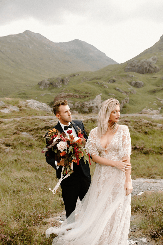 Stunning Scotland Highlands Elopement Inspiration – Alia PAIENDA – E and W Couture 23