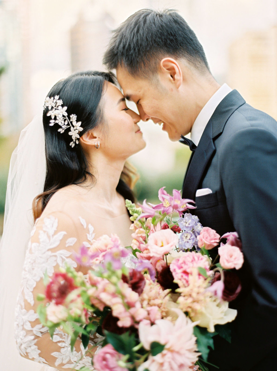 Chic City Wedding With Chinese Traditions in Vancouver – Natalie Hung Photography 20