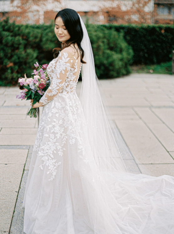 Chic City Wedding With Chinese Traditions in Vancouver – Natalie Hung Photography 23