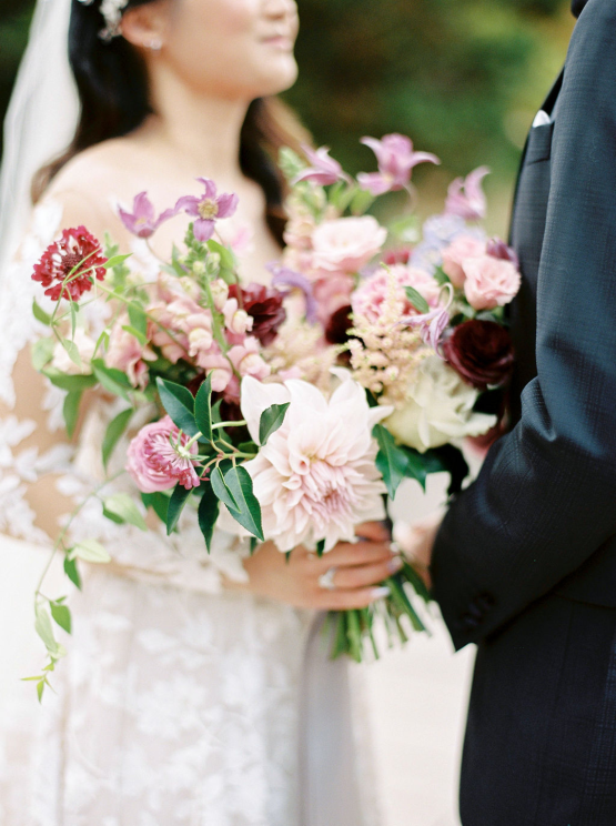 Chic City Wedding With Chinese Traditions in Vancouver – Natalie Hung Photography 7