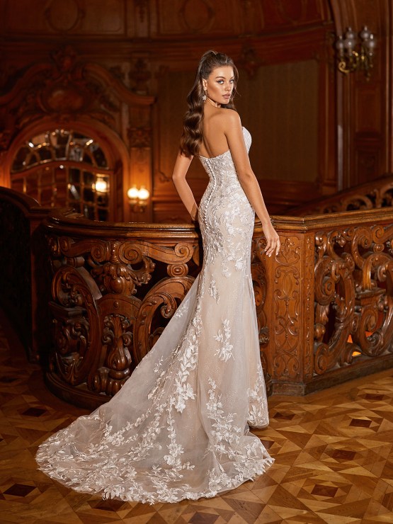 How to Plan A Luxurious Wedding At Home – Moonlight Bridal – Bridal Musings – J6822_B