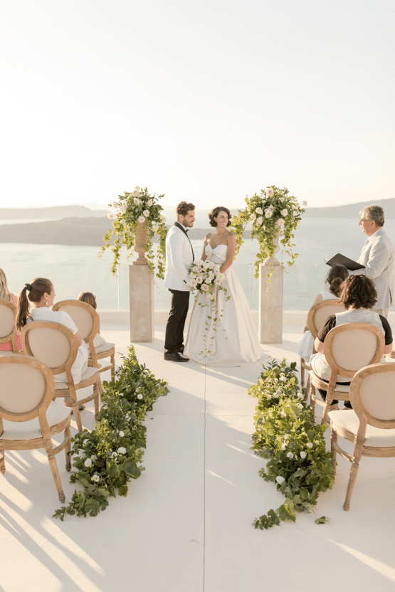 Micro boda griega celeste en los acantilados de Santorini - Kimono foto 21