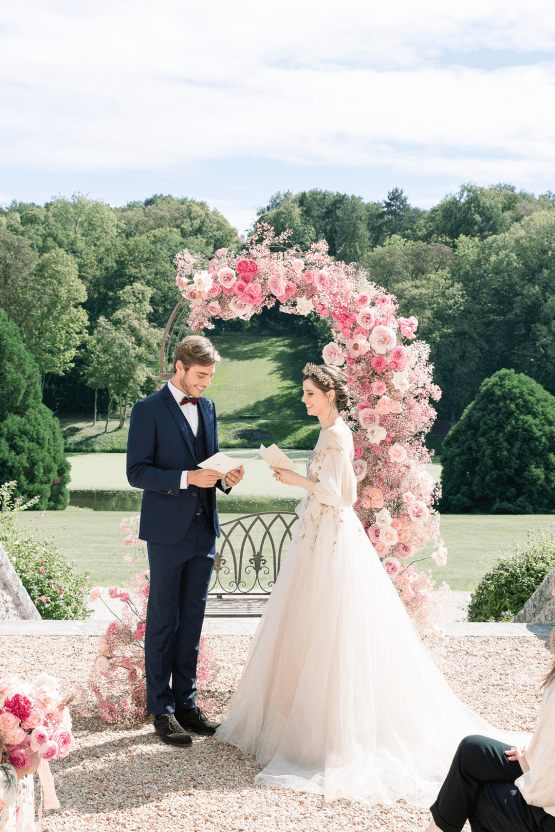Spring Pink Royal Wedding Inspiration at Chateau de Baronville – Daria Lorman Photography 20